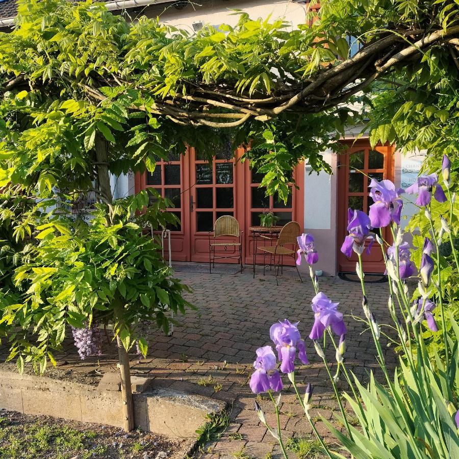 Les Capucines La Souris Des Champs Apartment Etival-Clairefontaine ภายนอก รูปภาพ